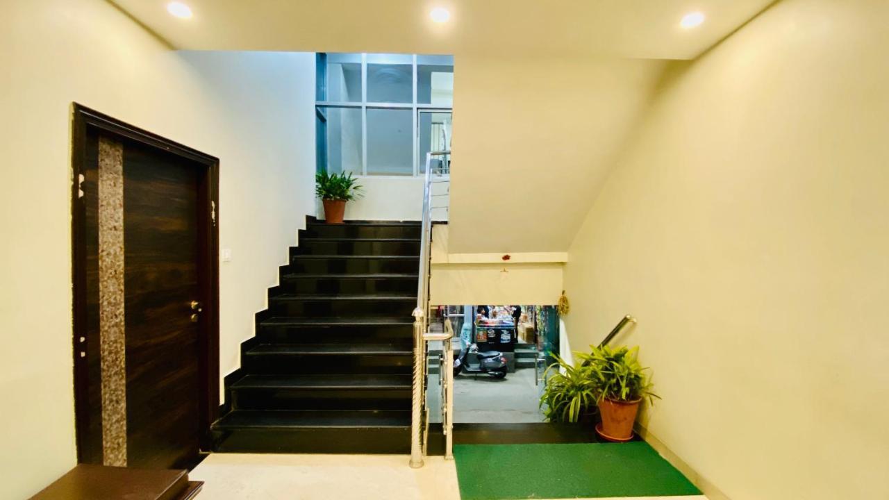 Hotel Pulse Inn Near Railway Station 斋浦尔 外观 照片