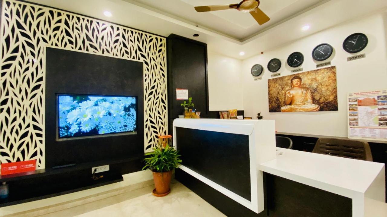 Hotel Pulse Inn Near Railway Station 斋浦尔 外观 照片
