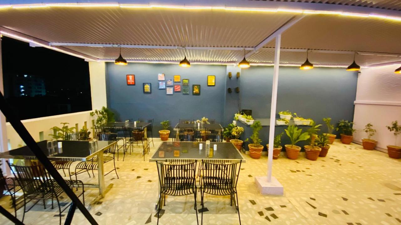 Hotel Pulse Inn Near Railway Station 斋浦尔 外观 照片