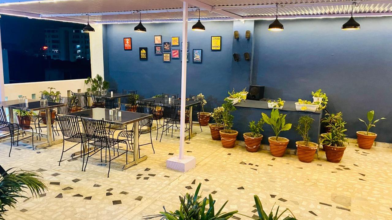 Hotel Pulse Inn Near Railway Station 斋浦尔 外观 照片