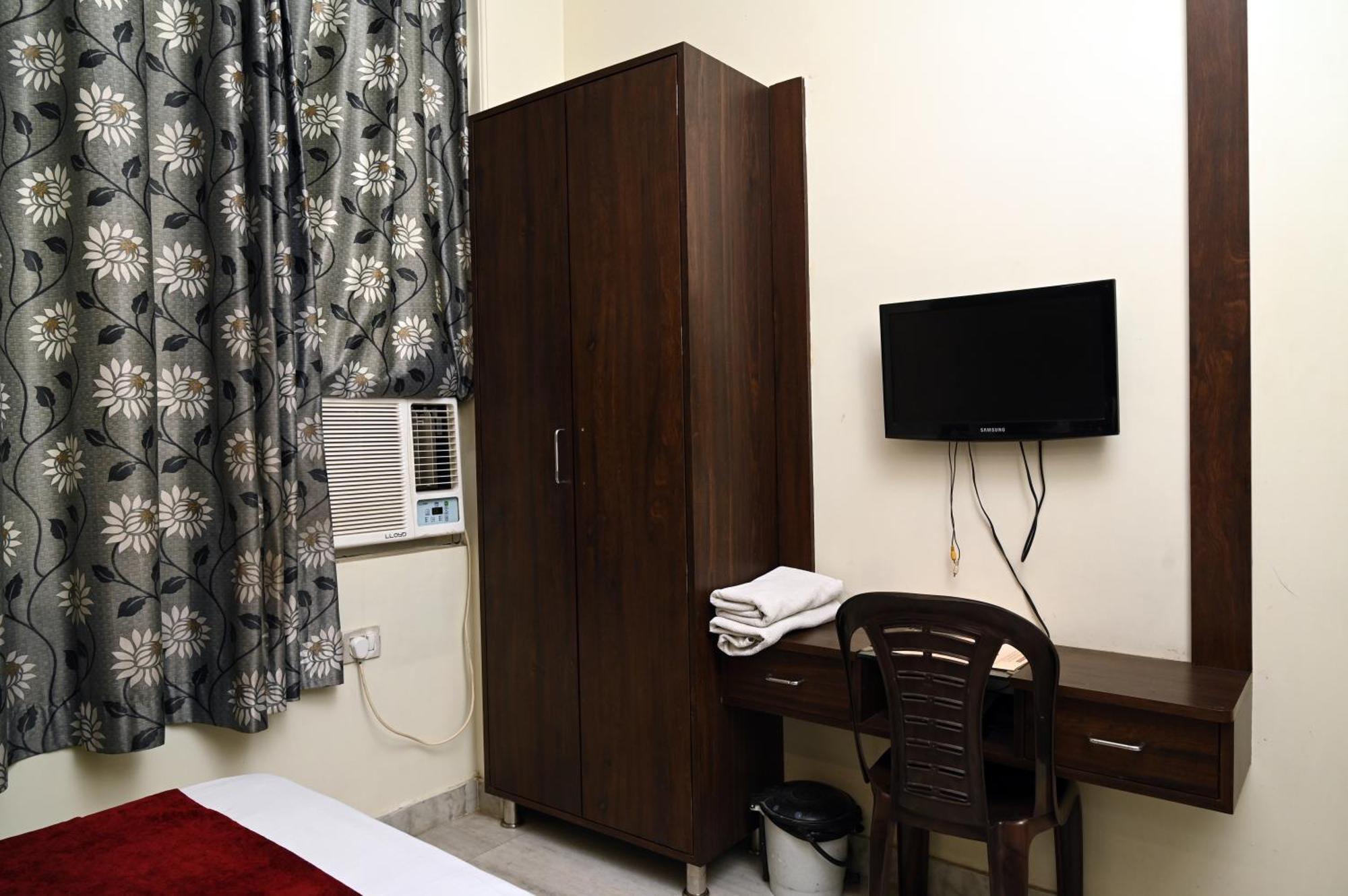 Hotel Pulse Inn Near Railway Station 斋浦尔 外观 照片